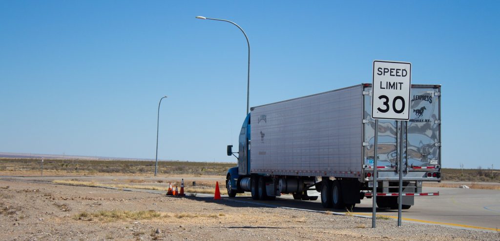 15 Amazing Ways To Make Money With Your Truck