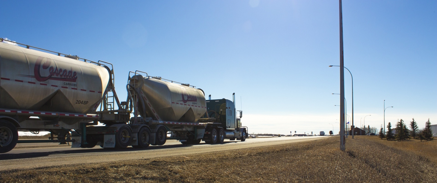 Dry Bulk Tanks: Everything to Know as a Truck Driver